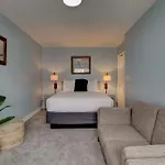 Inn Of The Four Winds Seaside Oceanfront