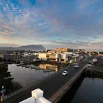 Rivertide Suites