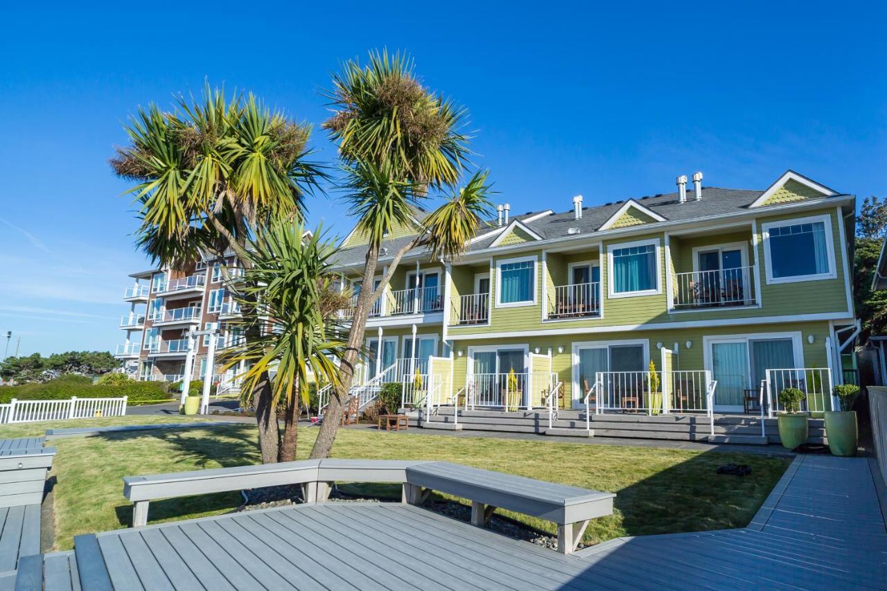 Of The Four Winds Oceanfront Hotel 2*