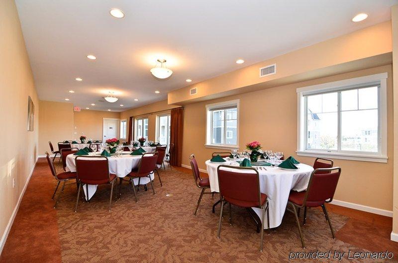 Rivertide Hotel