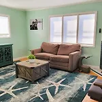 Beachside Inn