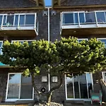 Inn At The Shore