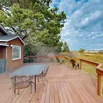 2 Bed 1 Bath Vacation Home In Seaside