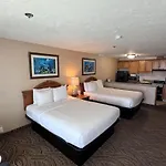 Promenade Inn & Suites Oceanfront