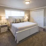 Beach Drive Suites