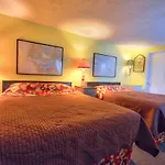 Sandy Cove Inn