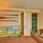 Sandy Cove Inn