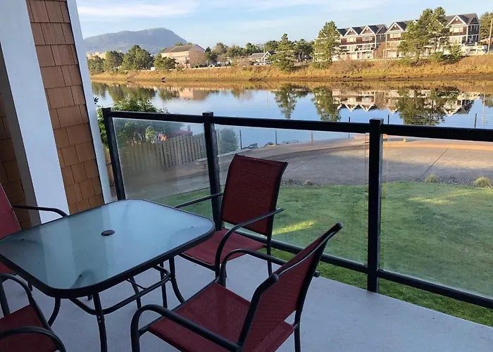 Riverview Retreat