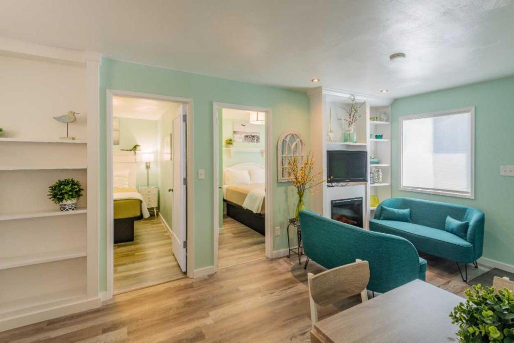 Beachside 3*