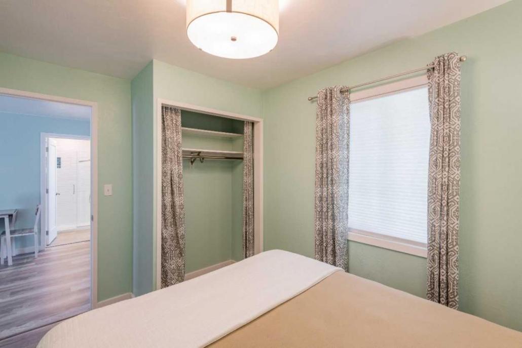 Beachside 3* Seaside