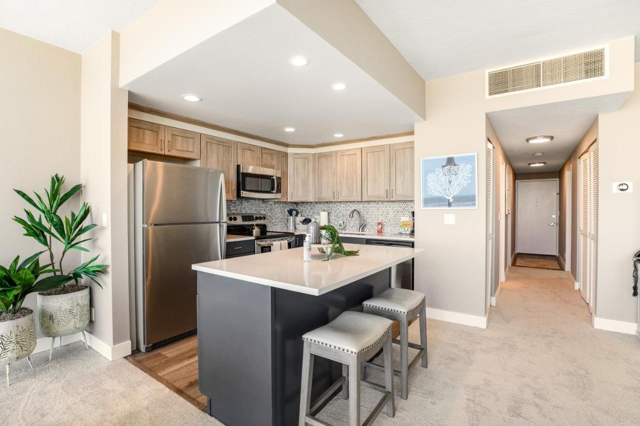 Sand & Sea: 308 Apartment
