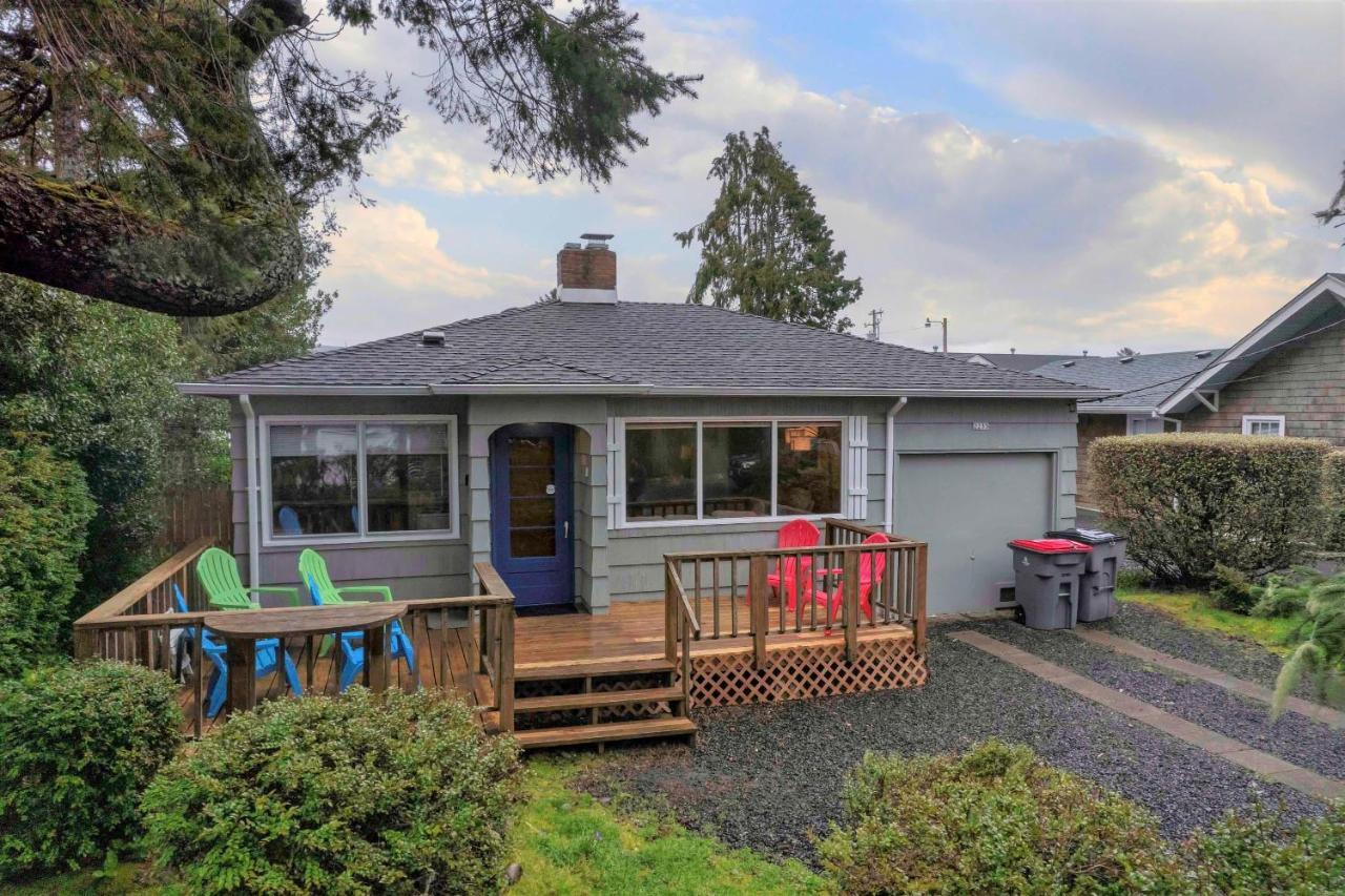 Barefoot Bungalow *
