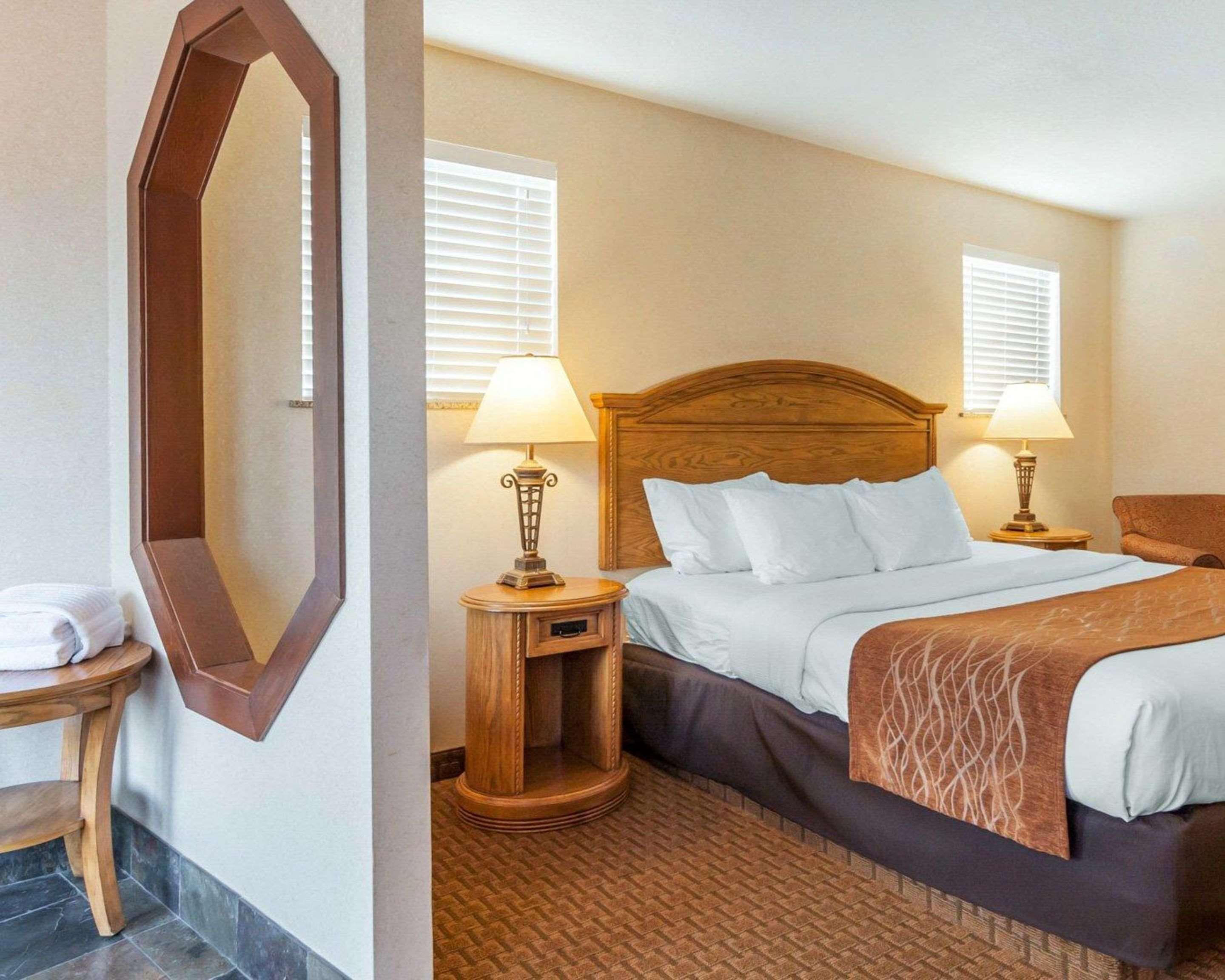 Kathryn Riverfront Inn, Ascend Collection Hotel Seaside