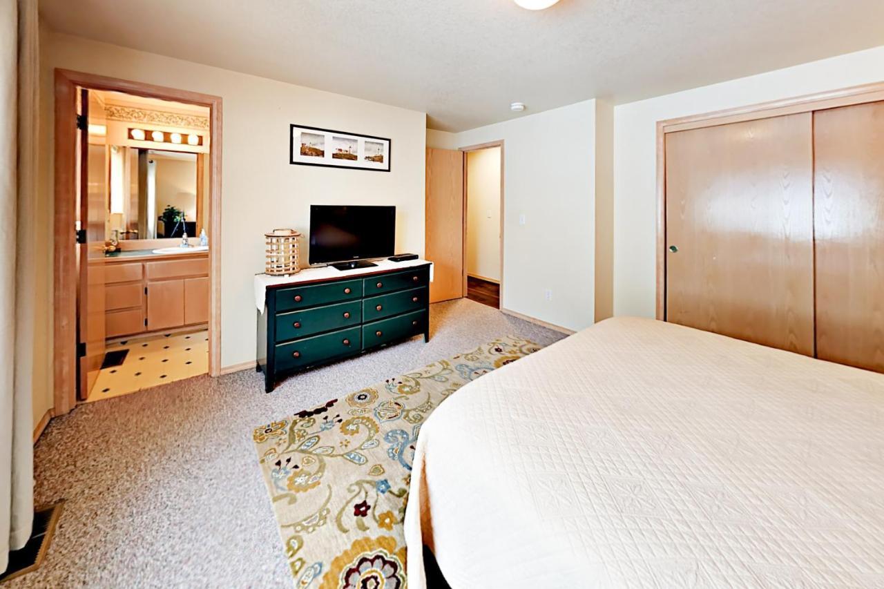 Oliver Beach House Holiday home *