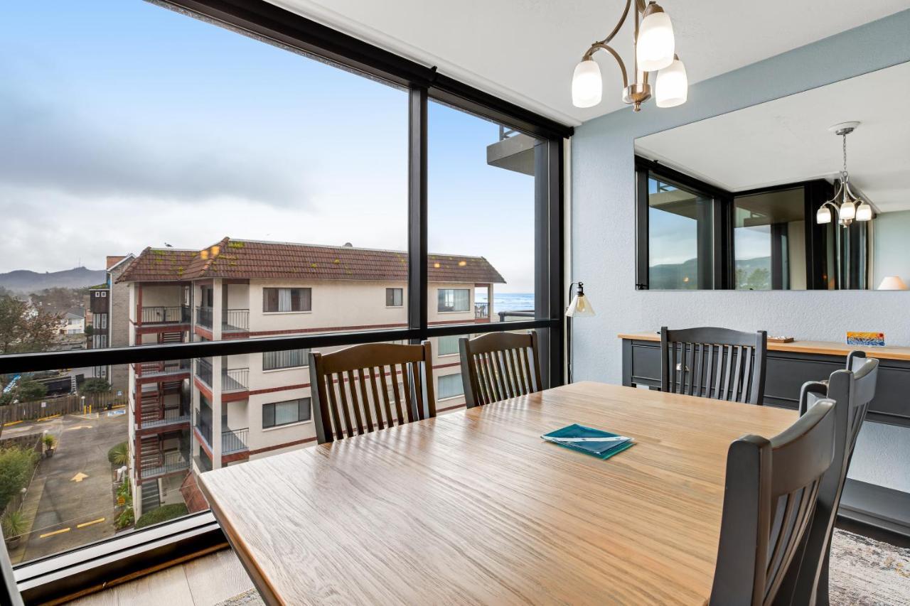 & Sea: Blue Haven Apartment
