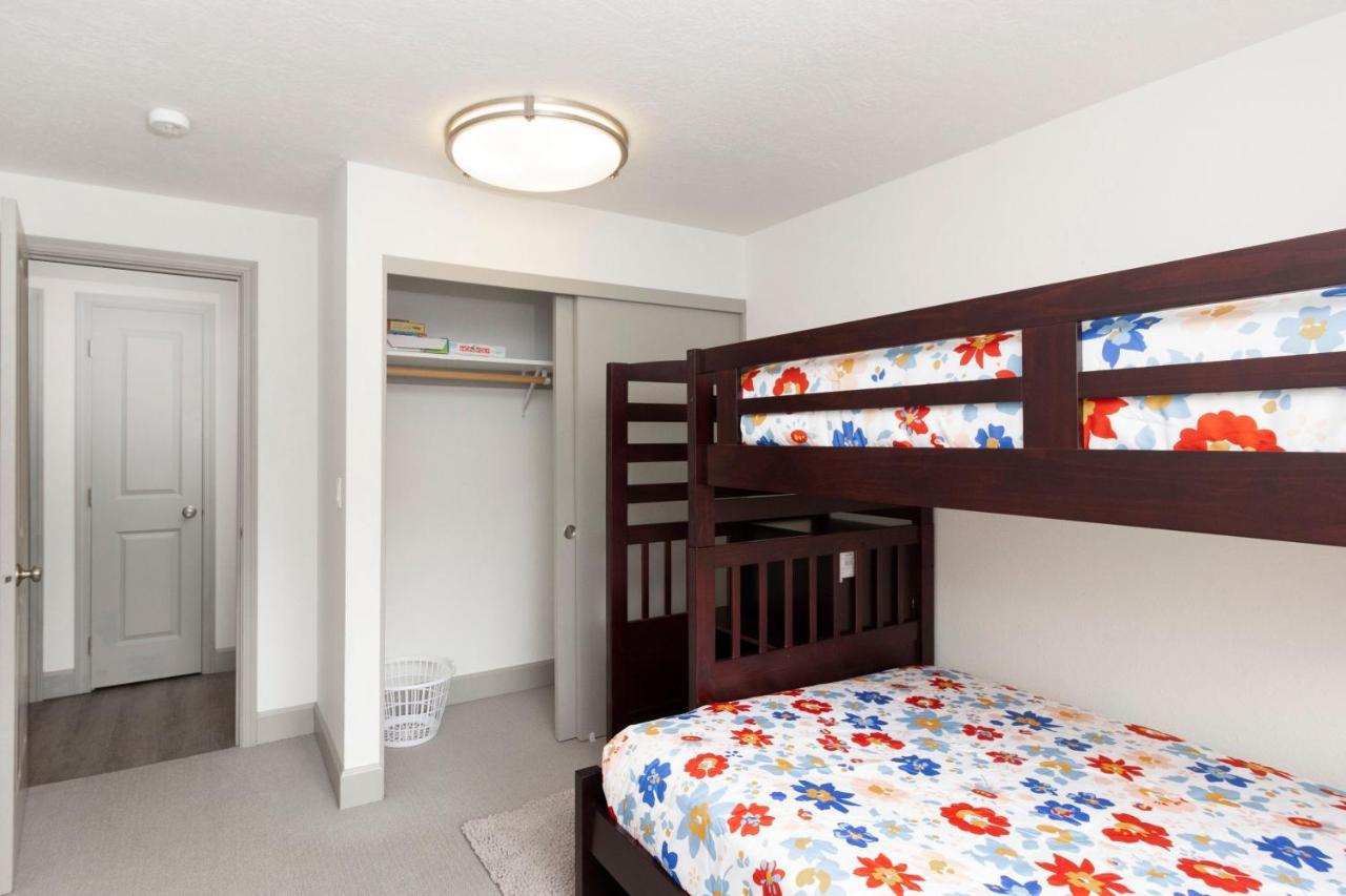 Riverwalk Seaside- Walk To Beach, One Level Home, Pet Friendly Apartment