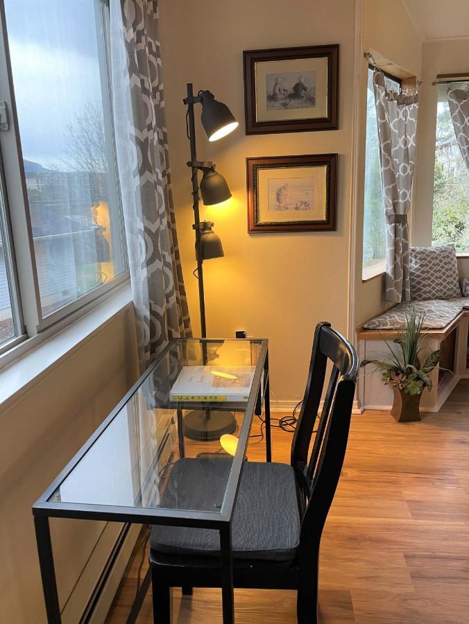 Blue Heron Apartment *
