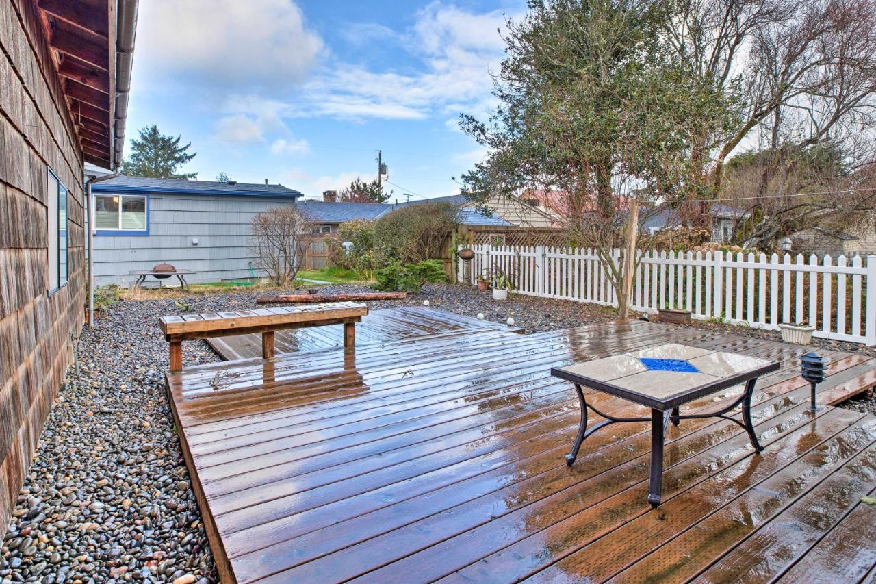 Cozy With Patio - Walk To