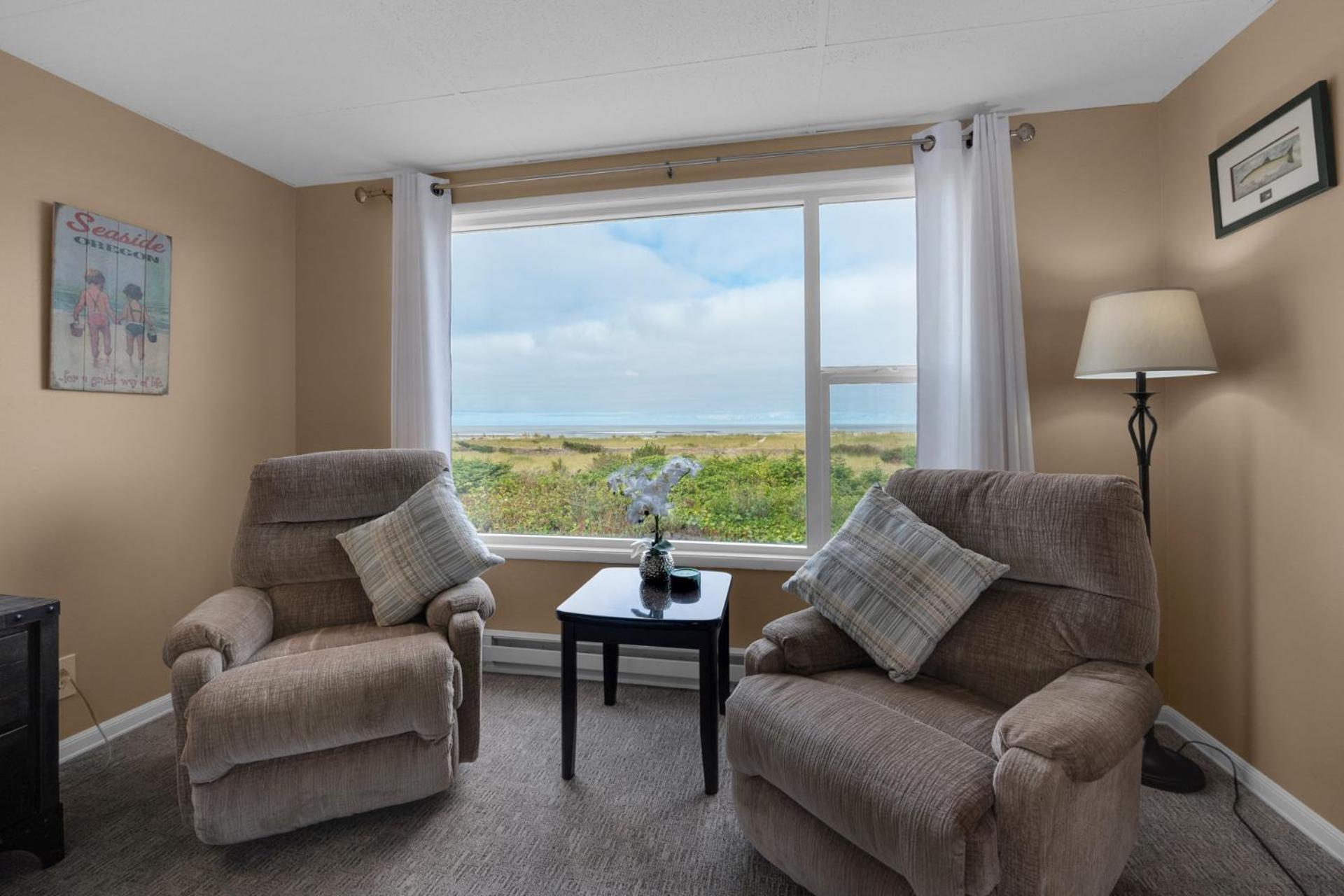 The Tides By The Sea 3*