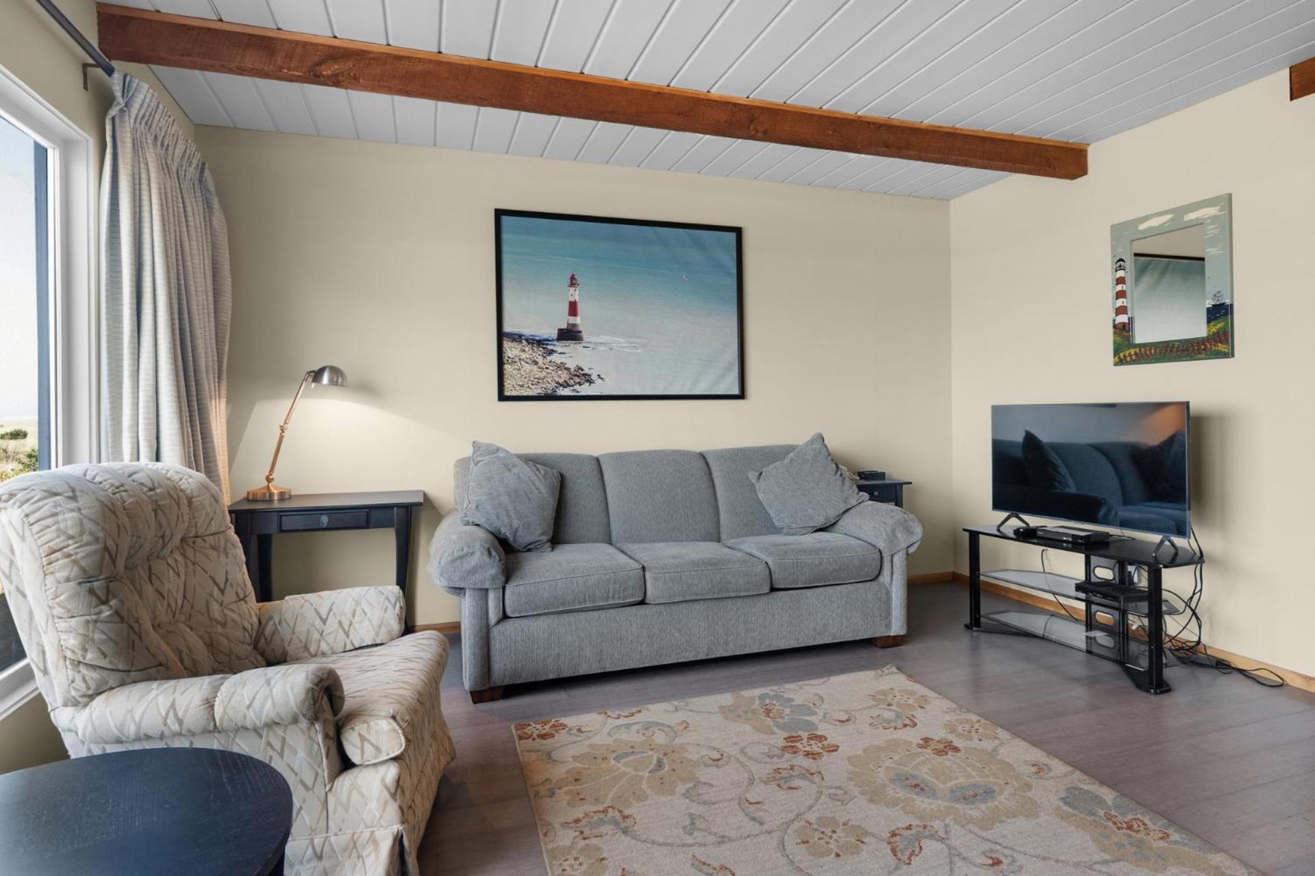 The Tides By The Sea Aparthotel