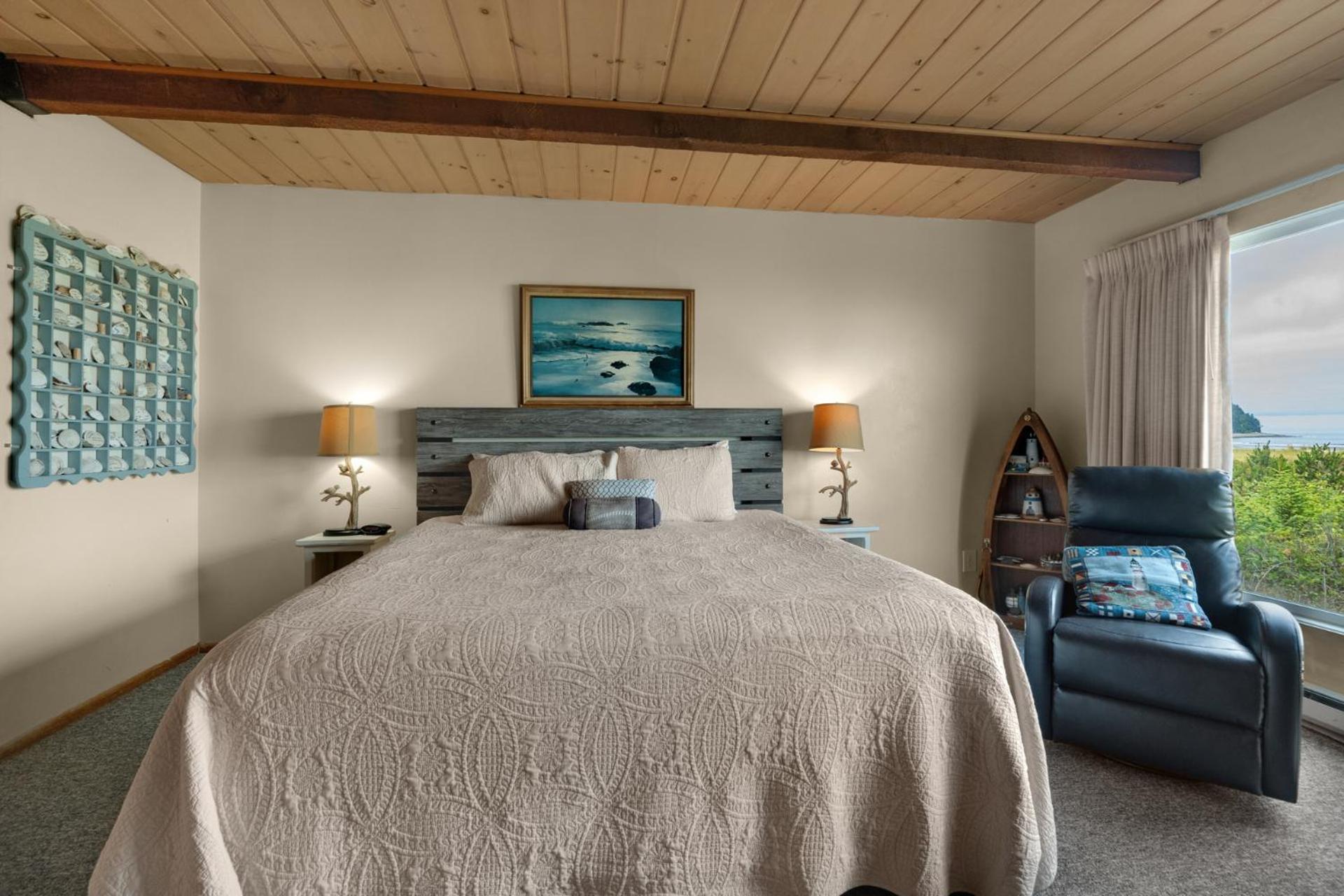 The Tides By The Sea Aparthotel