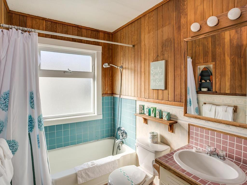 Edgewood Escape Seaside