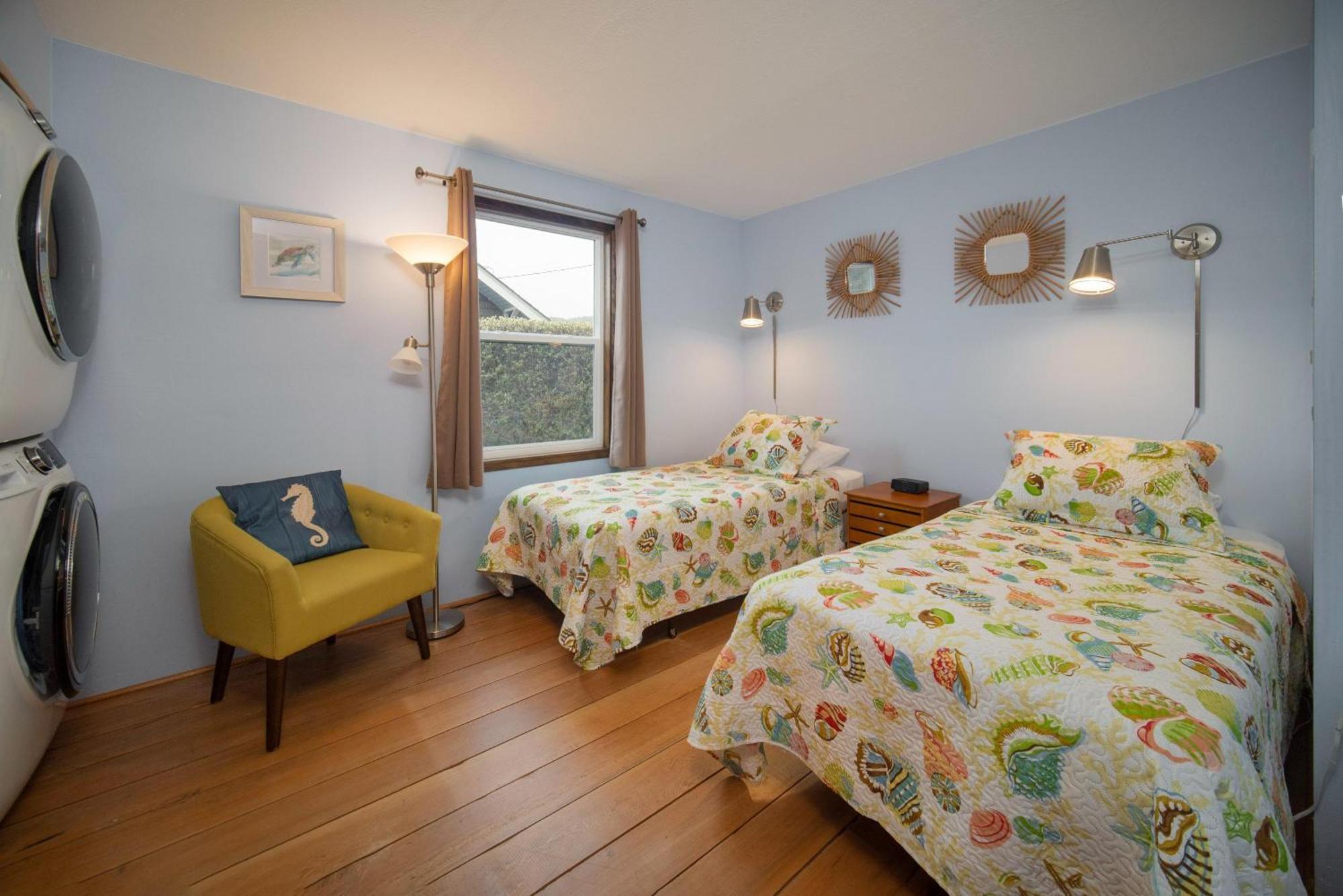 Barefoot Bungalow *
