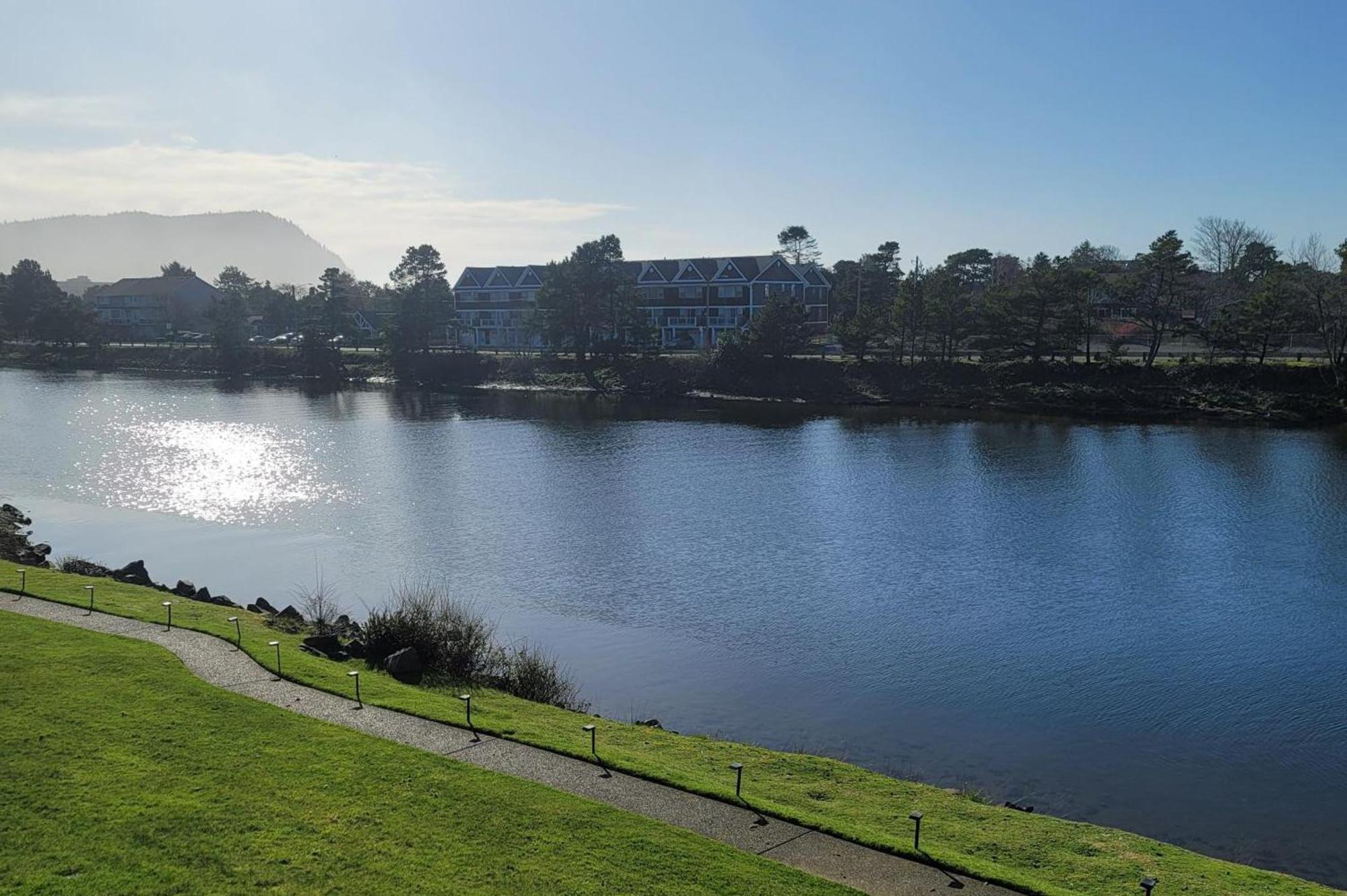 Riverfront Retreat Apartment