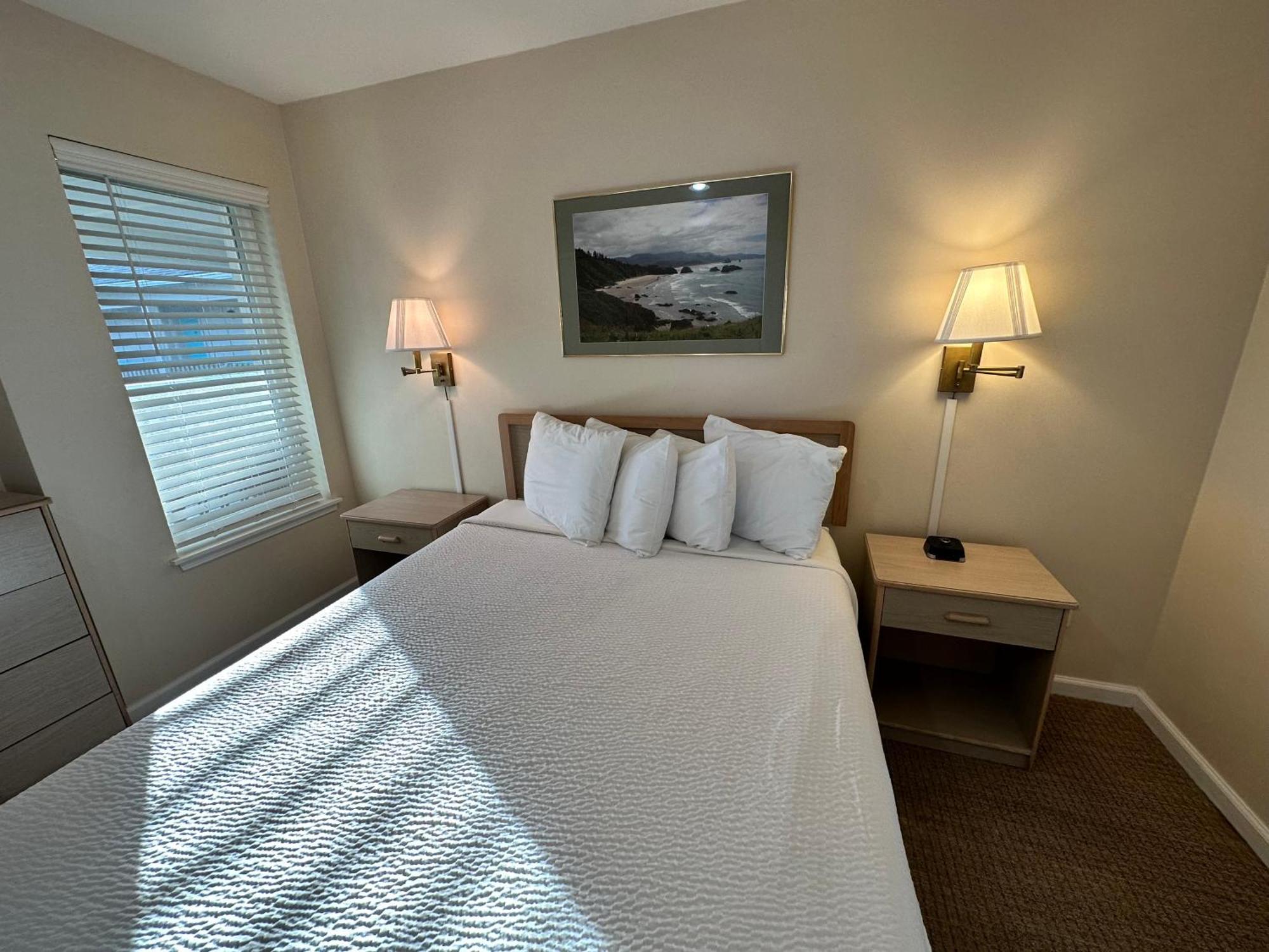 Inn At The Shore 3*