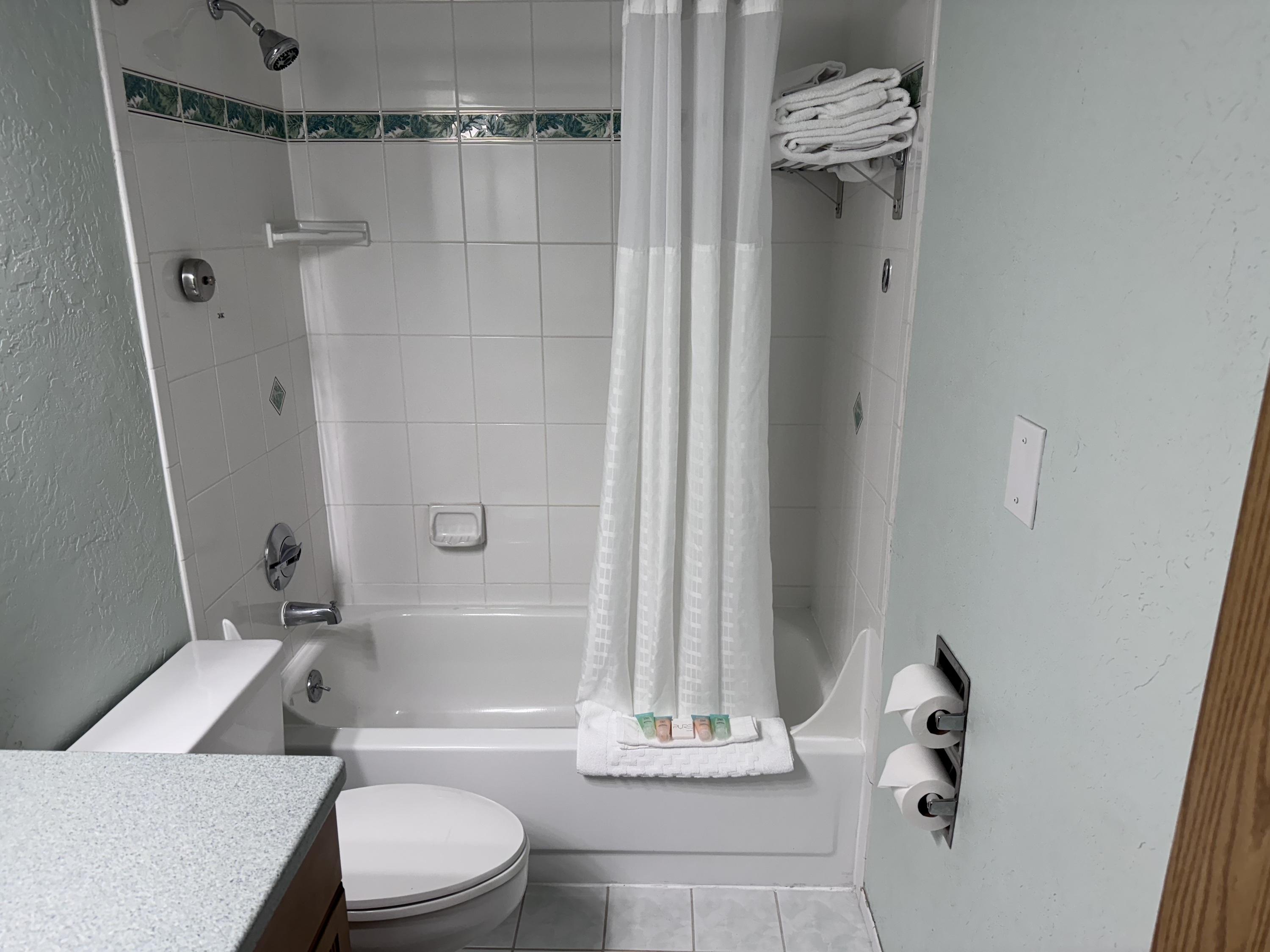 Hotel Promenade & Oceanfront 3*