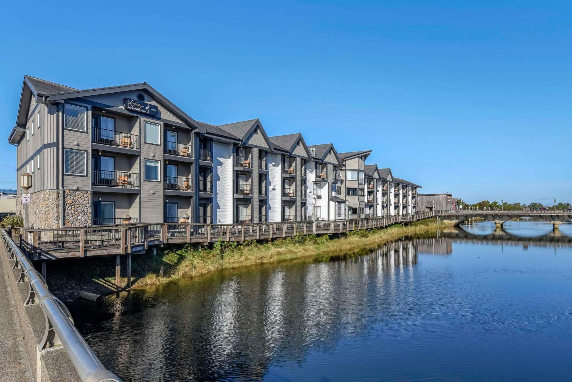 Kathryn Riverfront Inn, Ascend Collection Hotel 3*