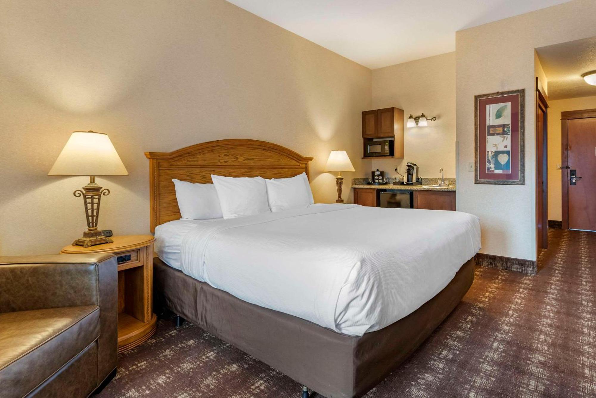 Kathryn Riverfront Inn, Ascend Collection Hotel 3*