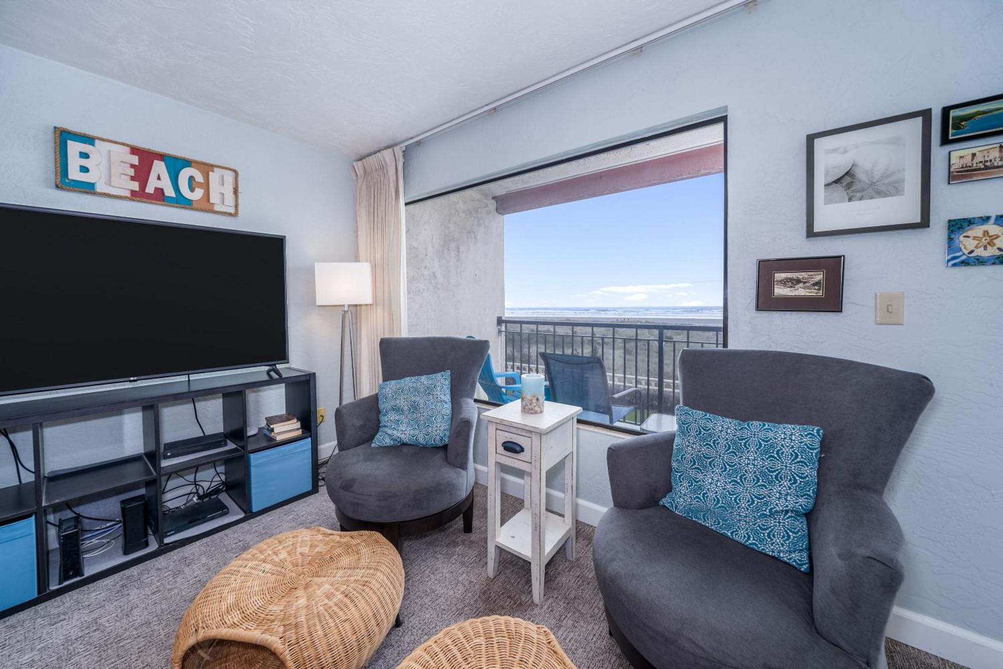 Apartment Club 203 *