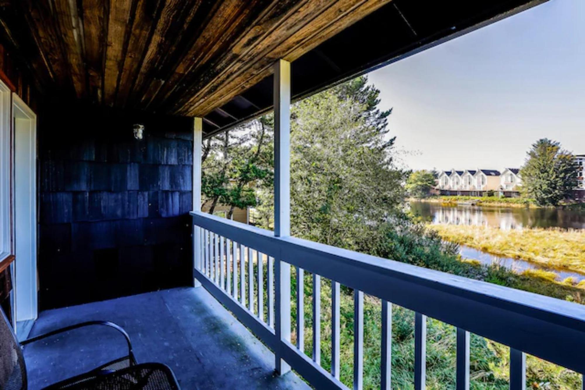 Hotel Coast River By Oyo