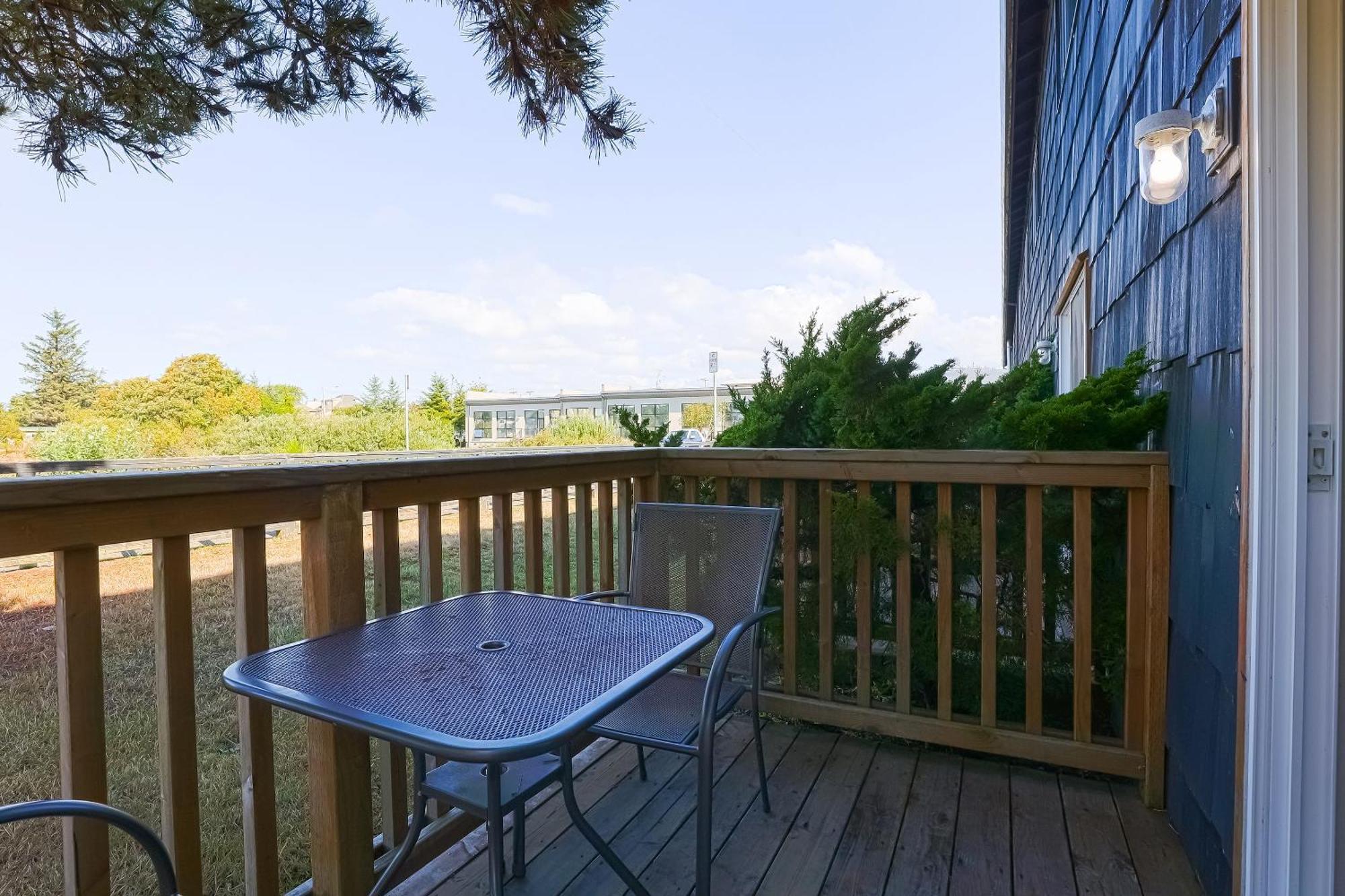 Coast River By Oyo 2* Seaside