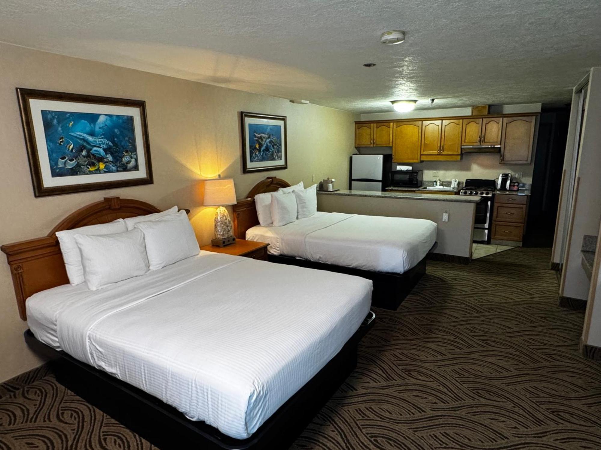 Promenade & Oceanfront 3*