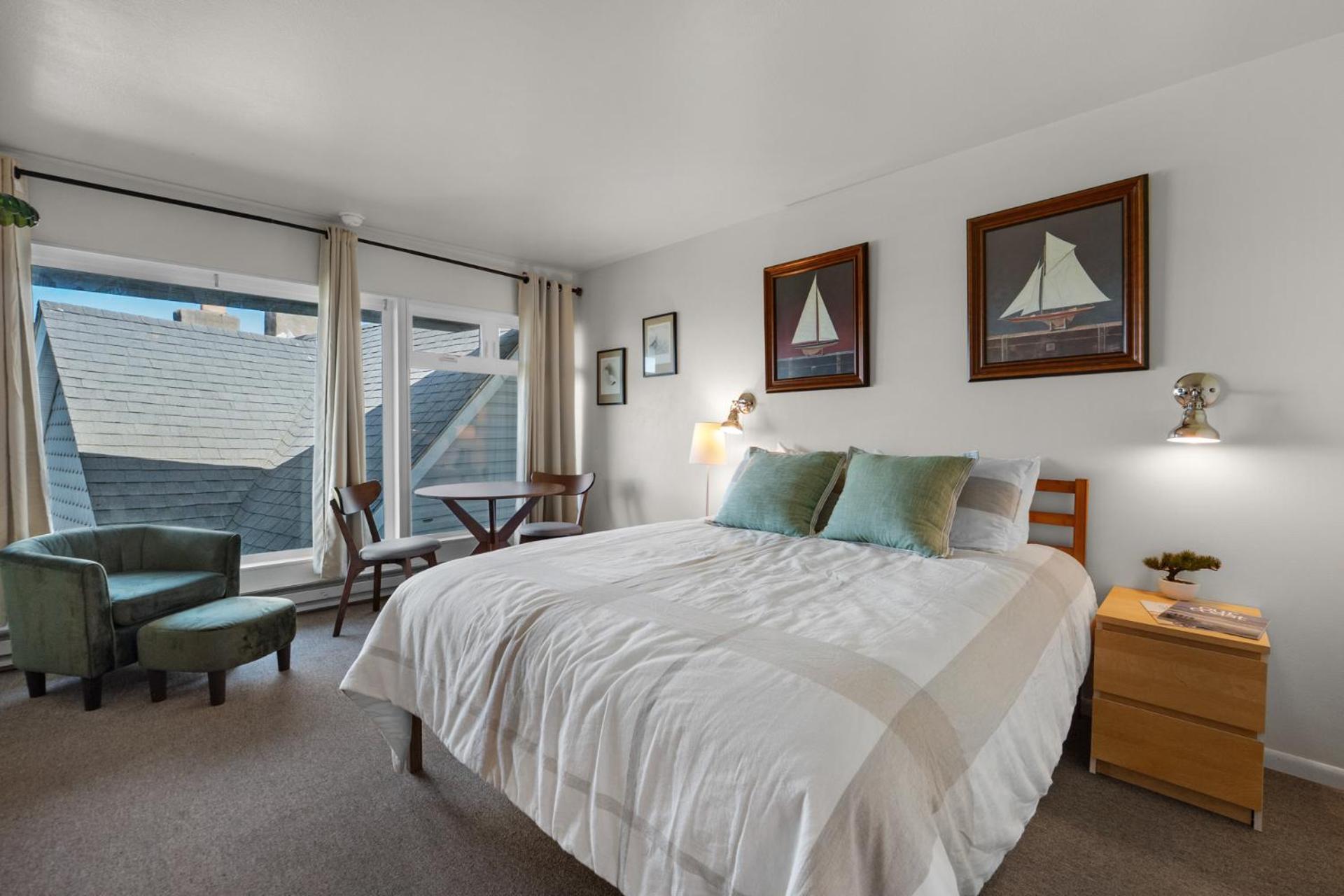 The Tides By The Sea Aparthotel Seaside