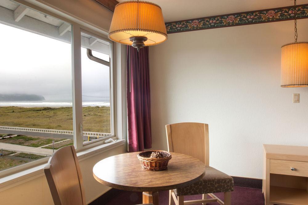 Hi Tide Oceanfront 3*