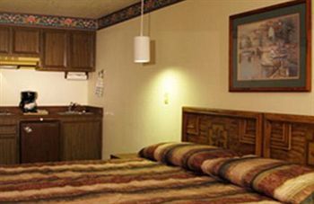 Hi Tide Oceanfront 3* Seaside