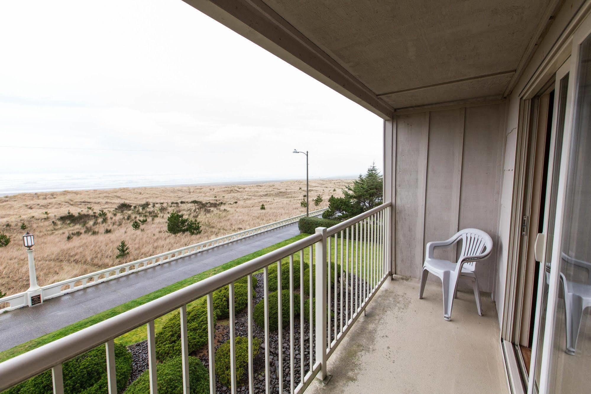 Resort Hi Tide Oceanfront Seaside