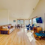 Frannie\'S Beachfront