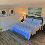The Tradewinds Condo/Hotel