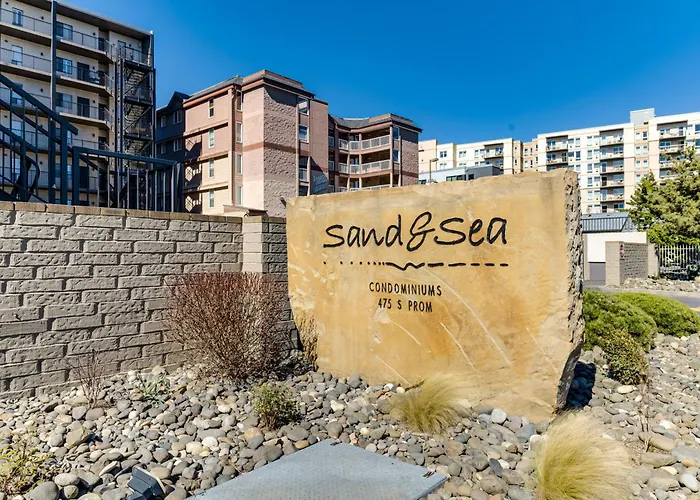 Sand & Sea: Wave Reflection