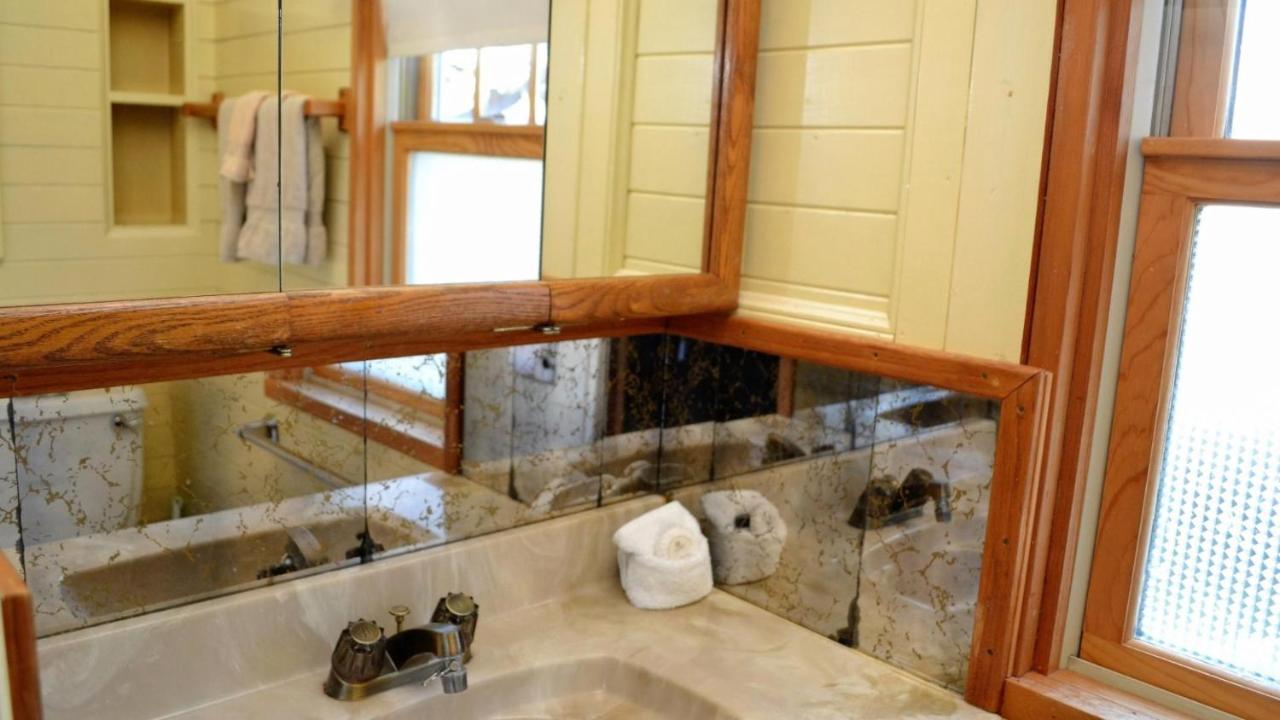 435 4th Ave Holiday home *