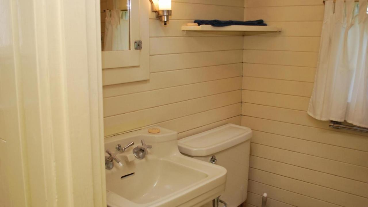 435 4th Ave Holiday home *