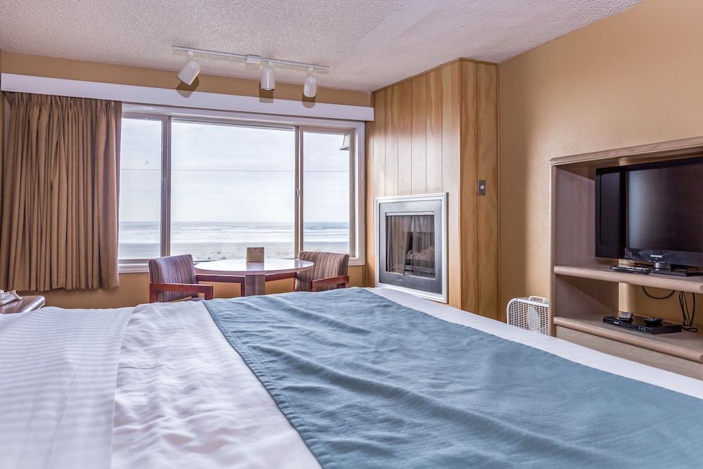 Ebb Tide Oceanfront 2* Seaside