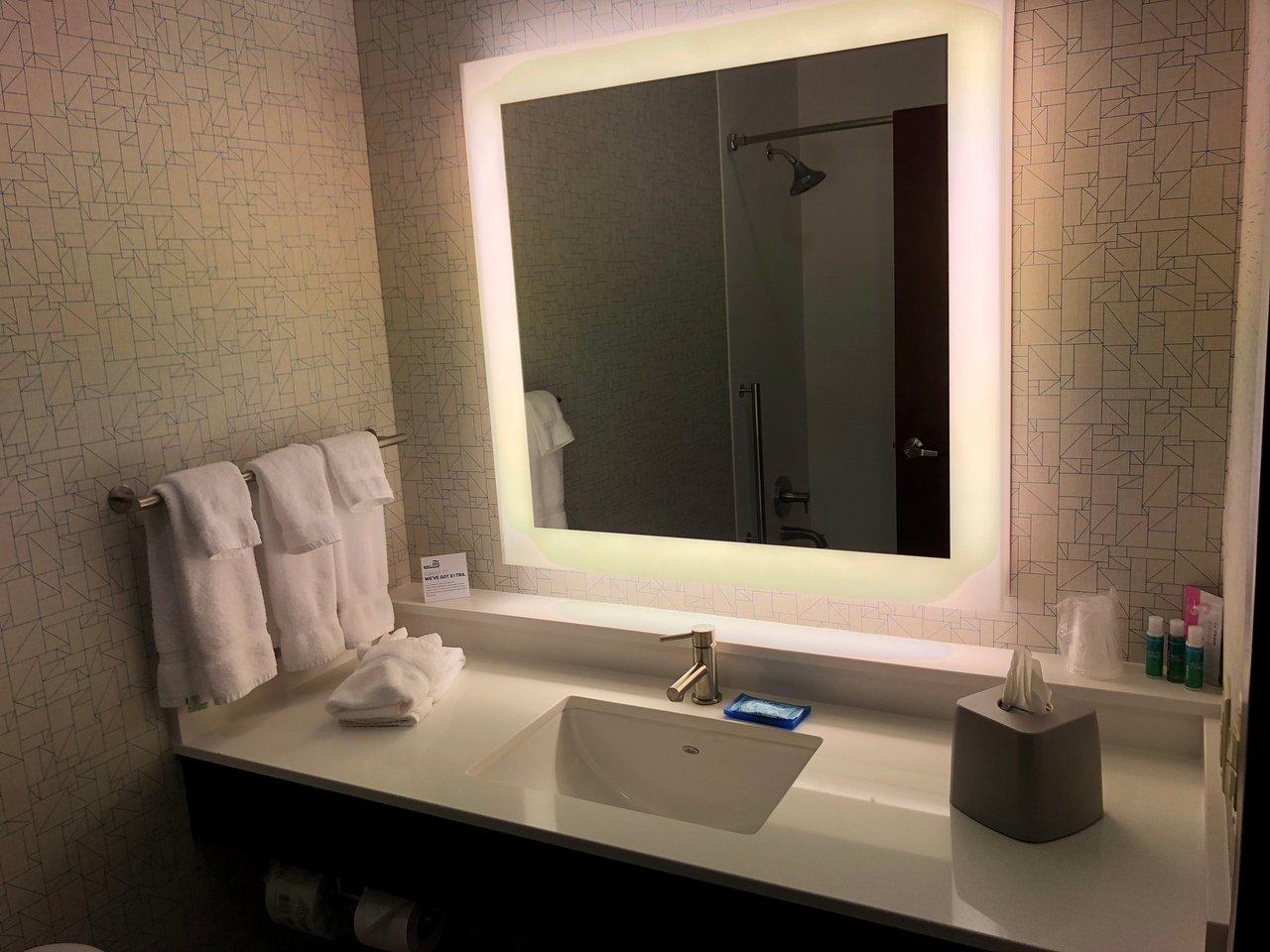 Resort Express & Convention Center By Ihg 2*