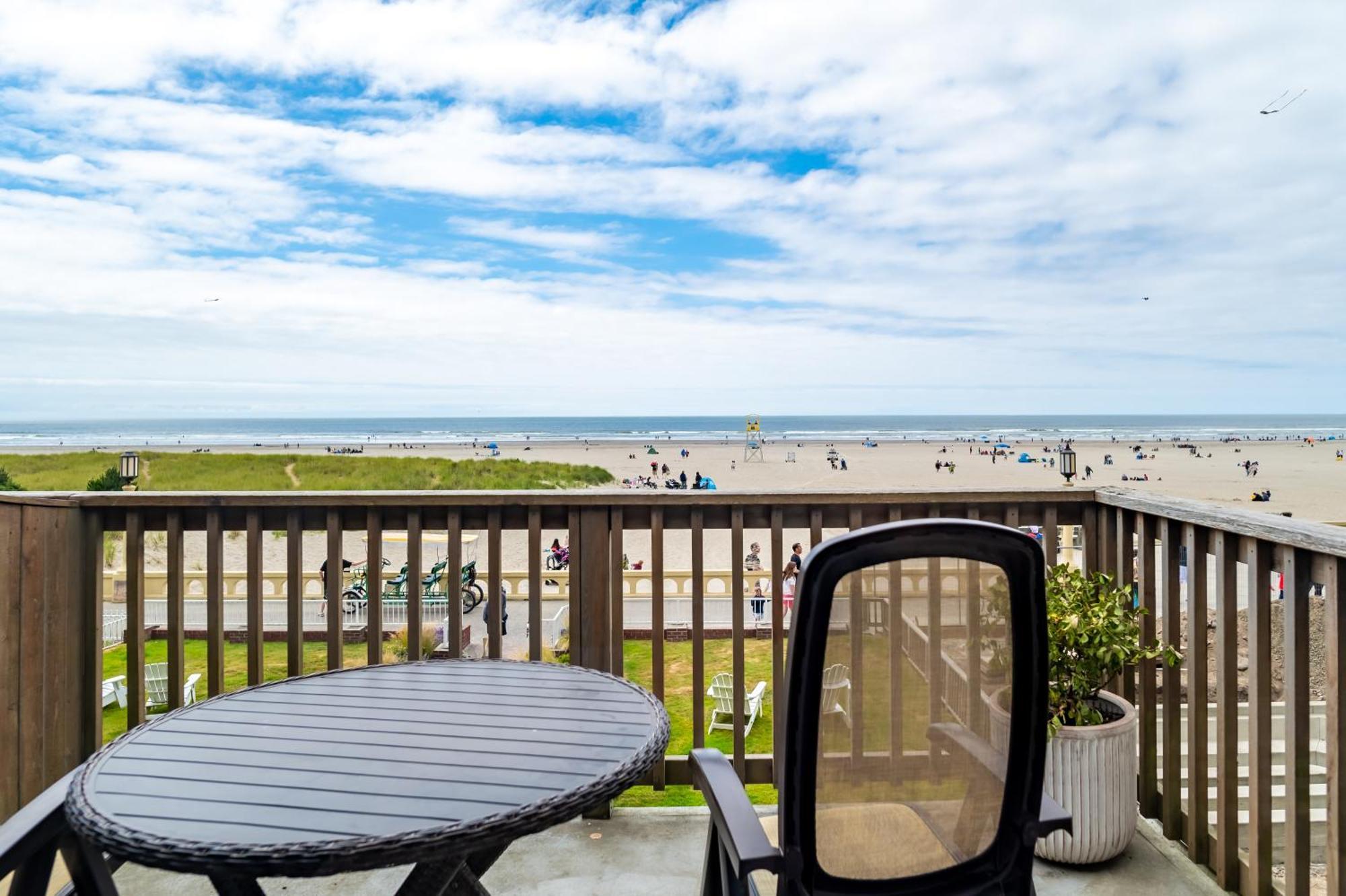 Inn At The Prom Oceanfront
