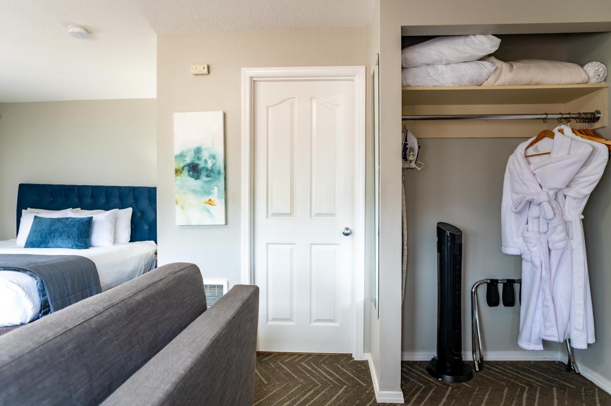 Inn At The Prom Oceanfront Seaside