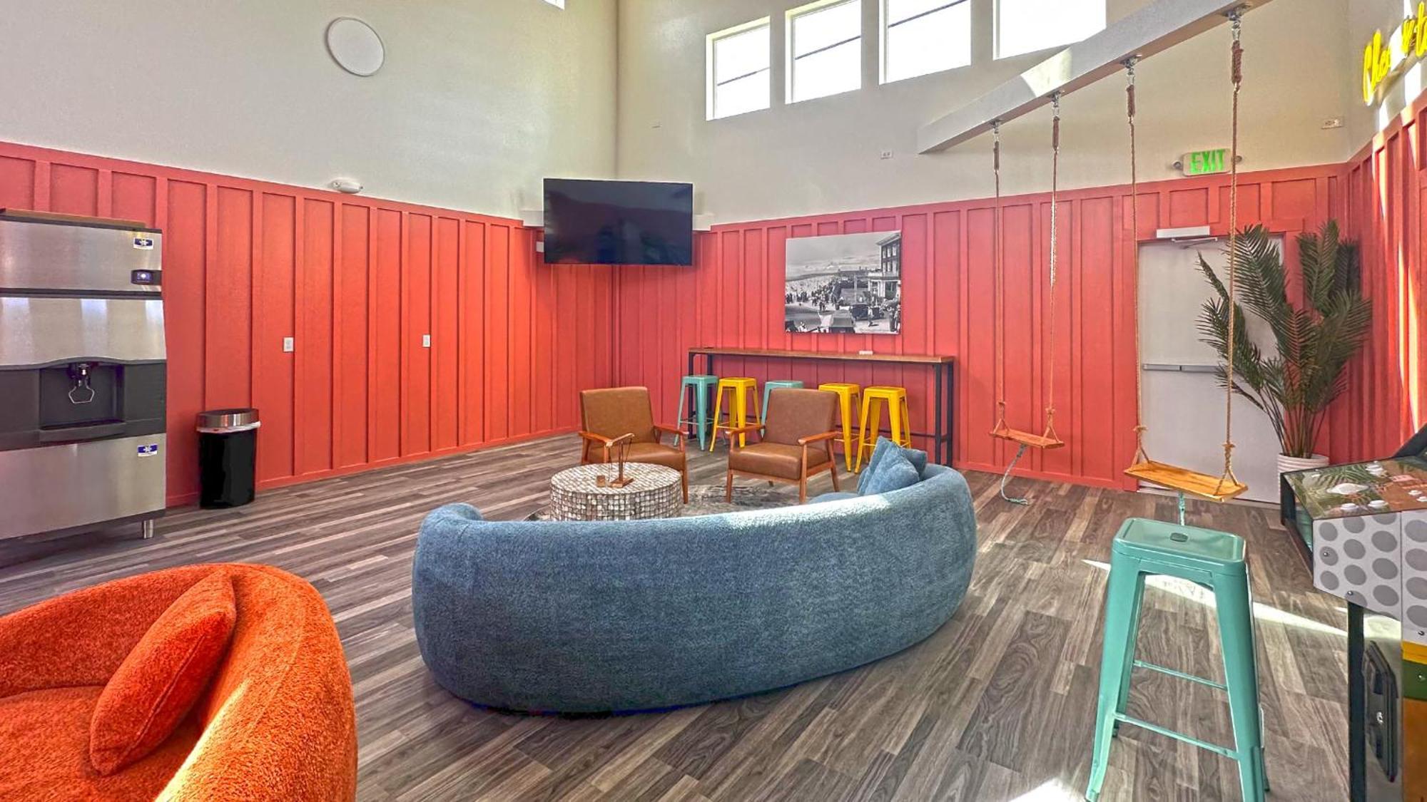 Villa The Commons - Urban Coastal Lodging